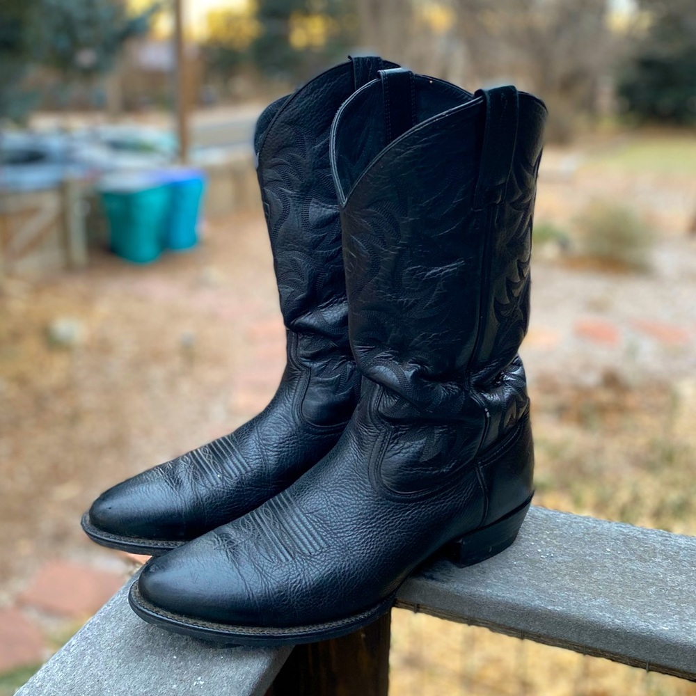 Ariat Black Cowboy Boots
